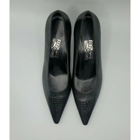 SALVATORE FERRAGAMO Black Leather Croc Point Toe Pumps Womens Kitten Heel 10B - Picture 3 of 12